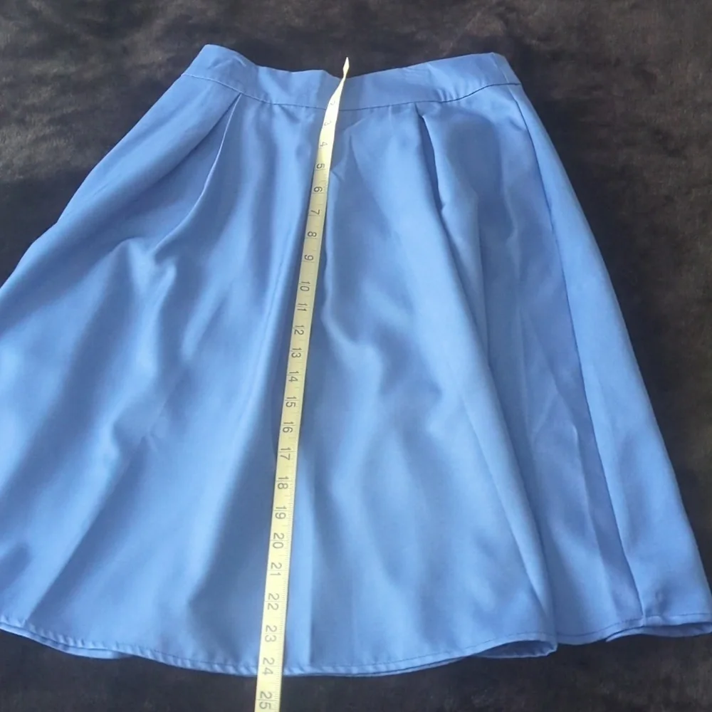 Pleated Skirt with Pockets